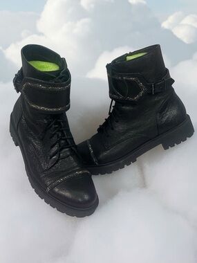 Jessica Simpson Karia combat boots Size 10 💖